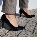 Pantofle damskie LAURA 36-40 czarne lakierowane