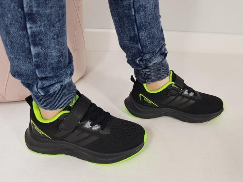 Buty-sportowe-dla-chlopca-CZAREK-31-36-czarne-na-rzep