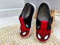 Kapcie-dla-chlopca-Spider-Man-skorzana-wkladka