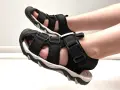 Sportowe-sandalki-dla-chlopca-czarne