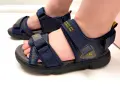 Wygodne-sandalki-sportowe-dla-chlopca-Clibee