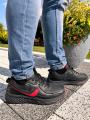 Buty-Sportowe-Meskie-Jurek-Czarne-z-Czerwonymi-Elementami