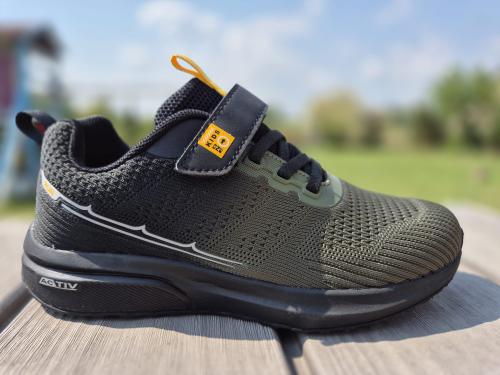 Lekkie-Wygodne-Buty-Sportowe-Dla-Chlopca-Zoelone-IREK