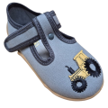 Kapcie-Dla-Chlopca-Szare-Z-Ciagnikiem-LEON-Do Przedszkola