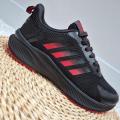 Obuwie-Sportowe-Meskie-4-7-4-9-Czarne-Z-Czerwonymi Paskami-PIOTR