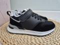 Buty-Sportowe-Dla-Dziewczynki-Klasyczne-Na-Rzep-Czarne-MONIKA