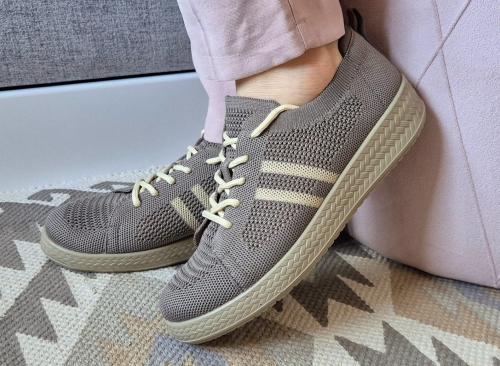 Buty-Sportowe-Damskie-Siatka-Lekkie-Przewiewne-Wygodne-MAJA-Szare