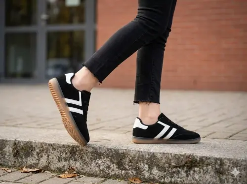 Damskie-Buty-Sportowe-Czarne-Zamszowe