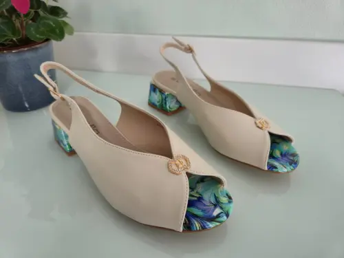 Sandaly-Damskie-Na-Niskim-Slupku-Wygodne-Szerokie-Eleganckie