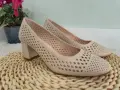 Czolenka-Damskie-Bezowe-Azurowe-Szerokie