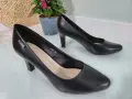 Czarne-Czolenka-Damskie-Na-Grubszej-Szpilce-Eleganckie