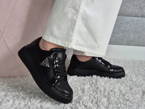 Buty-Sportowe-Damskie-Czarne-Szerokie-Miekkie