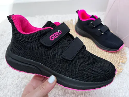 Materialowe-Buty-Sportowe-Dla-Dziewczynki-czarne-Lekkie-Na-Dwa-Rzepy