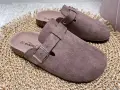 Klapki-Damskie-Wsuwane-Zabudowane-Bezowe