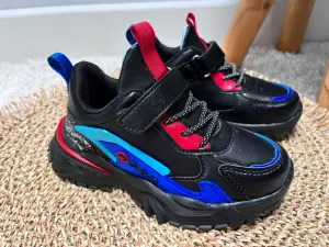 Modne Buty Sportowe Dla Chłopca Czarne Gruba Podeszwa Clibee