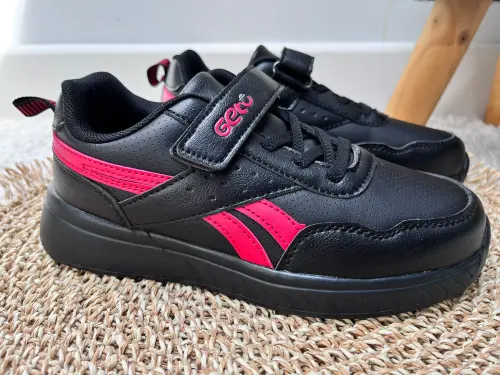 Buty-Dzieciece-Sportowe-Dla-Chlopca-czarne-Skora-Ekologiczna