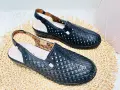 Sandaly-Damskie-Czarne-Na-Gumki-Kryte-Palce-Babciowe