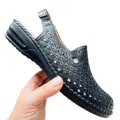 Sandaly-Damskie-Czarne-Na-Gumki-Kryte-Palce-Babciowe