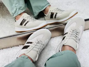 Damskie Buty Sportowe Sneakersy Beżowe Z Motywem Panterki 