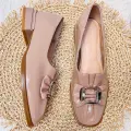 Eleganckie-Polbuty-Damskie-Skorzane-bezowe-Lakierowane
