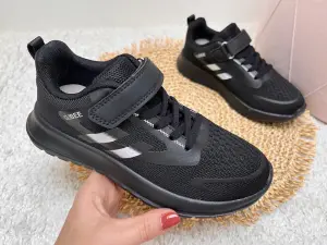 Lekkie Buty Sportowe Dla Chłopca Czarne Z Materiału Clibee