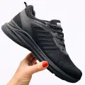 Buty-Sportowe-Meskie-Do-Biegania-Czarne-Vico