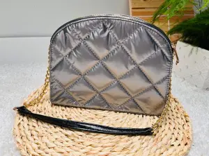 Torebka Damska Crossbody Pikowana Srebrna