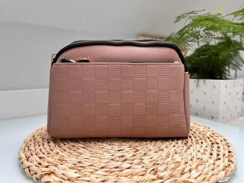 Nowoczesna-Torebka-Damska-Crossbody-Pudrowy-Roz-Pikowana