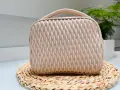 Torebka-Damska-Crossbody-Z-Miekkiego-Materialu-Bezowa-Pikowana