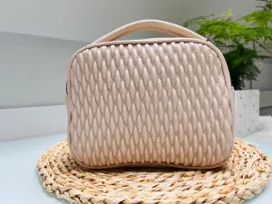 Torebka Damska Crossbody Z Miękkiego Materiału Beżowa Pikowana