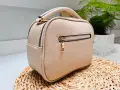 Torebka-Damska-Crossbody-Z-Miekkiego-Materialu-Bezowa-Pikowana