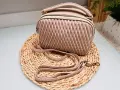 Torebka-Damska-Crossbody-Z-Miekkiego-Materialu-Bezowa-Pikowana