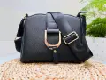 Torebka-Damska-Czarna-Crossbody-Ozdobne-Zapiecie