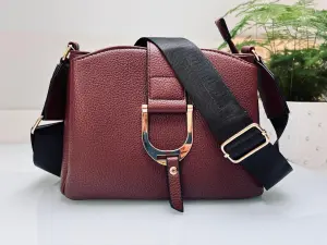 Miękka Torebka Damska Bordowa Crossbody Ozdobne Zapięcie