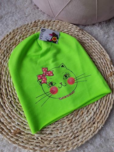 Czapka dla dziewczynki zielona z kotkiem na wiosnę i na jesień